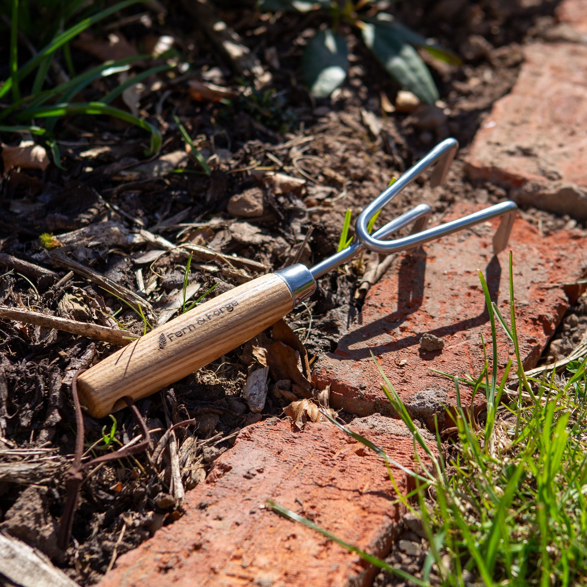 Fern & Forge Hand Cultivator