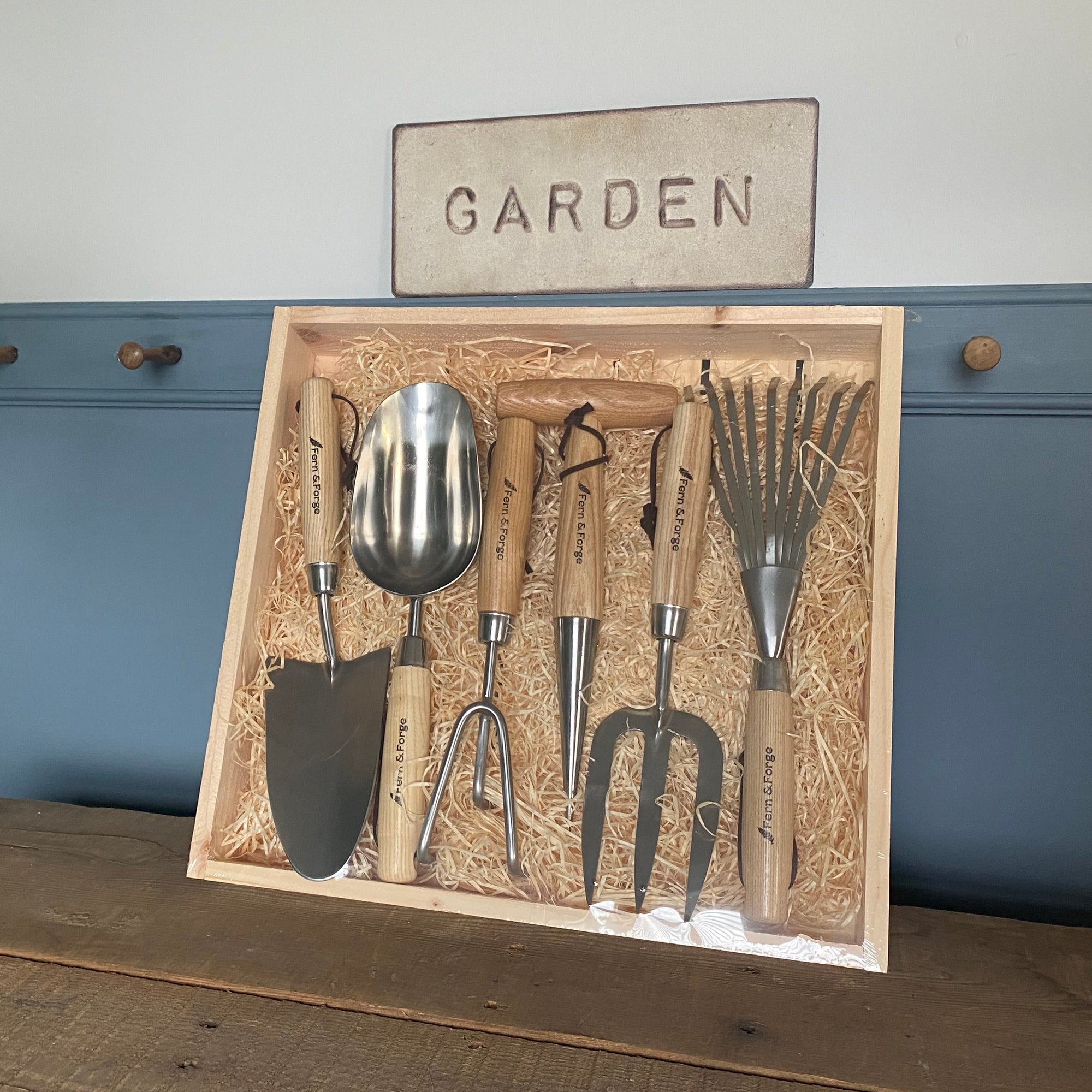 Garden Hand tools in wooden gift box from Nutscene