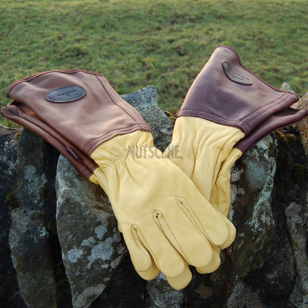Rustling Gauntlets Nutscene® Anti-Bramble Leather Gauntlets